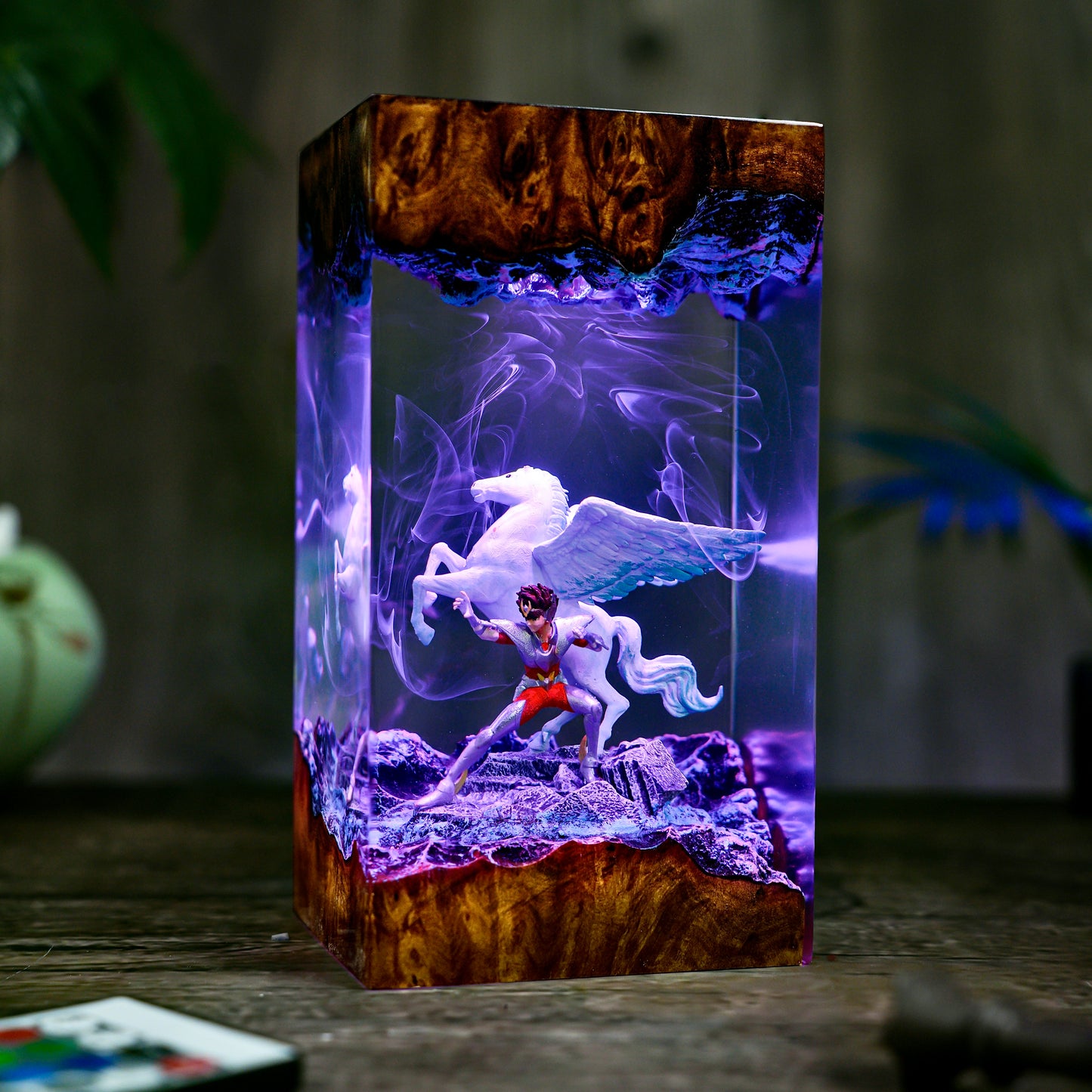 Saint Seiya Pegasus Resin lamp