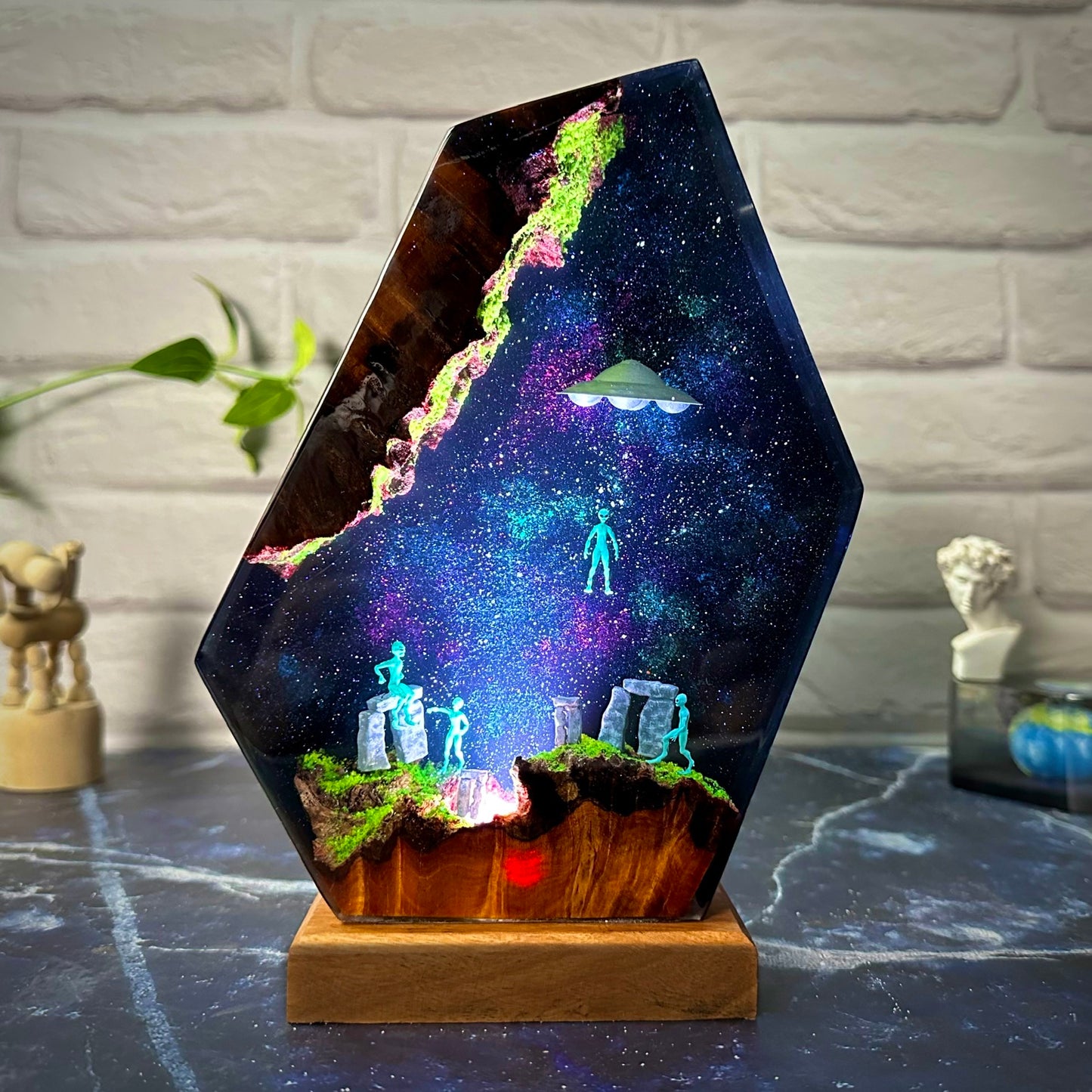 Galaxy Epoxy Resin Lamp