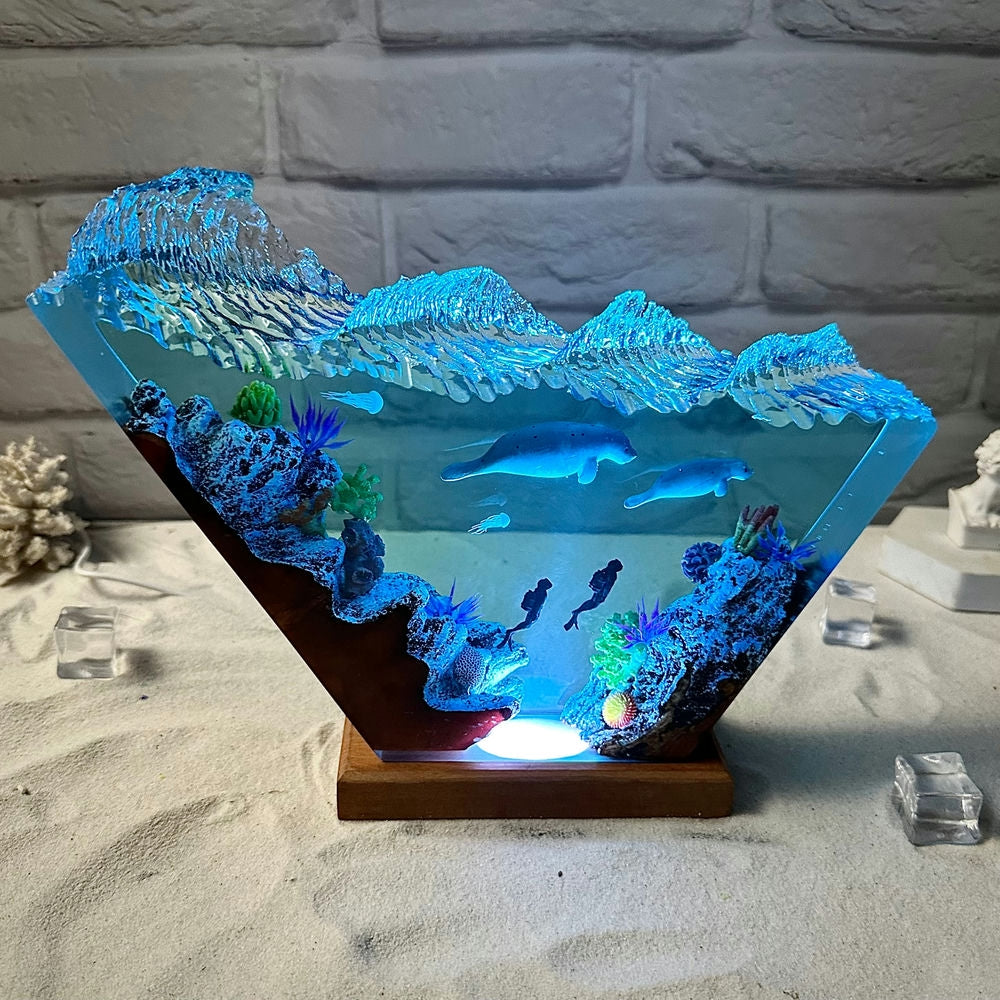 Whale Diver Epoxy Resin Lamp