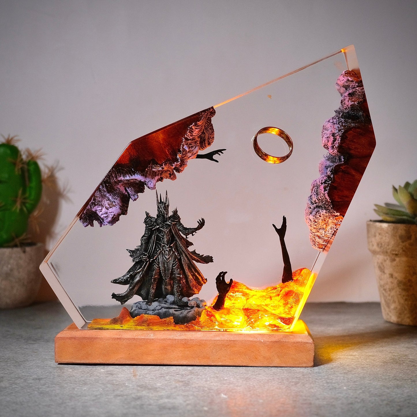 Lord Of The Rings Resin Lamp 2