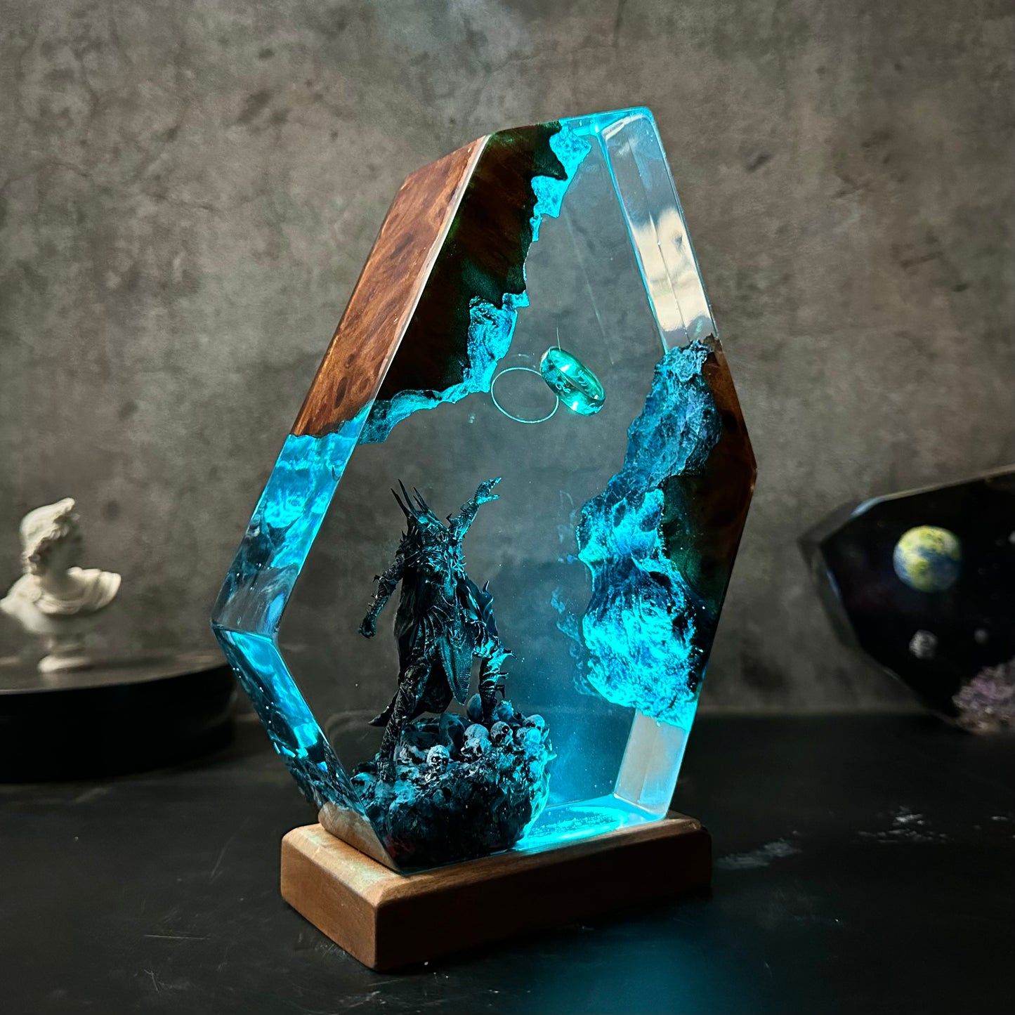 Lord Of The Rings Resin Lamp