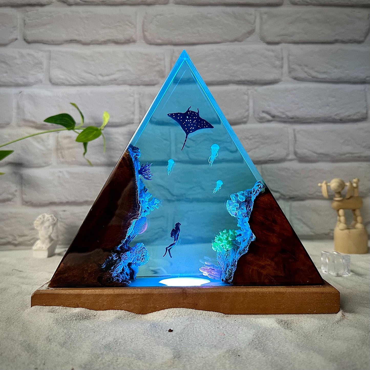 Stingray Night Light Resin Lamp