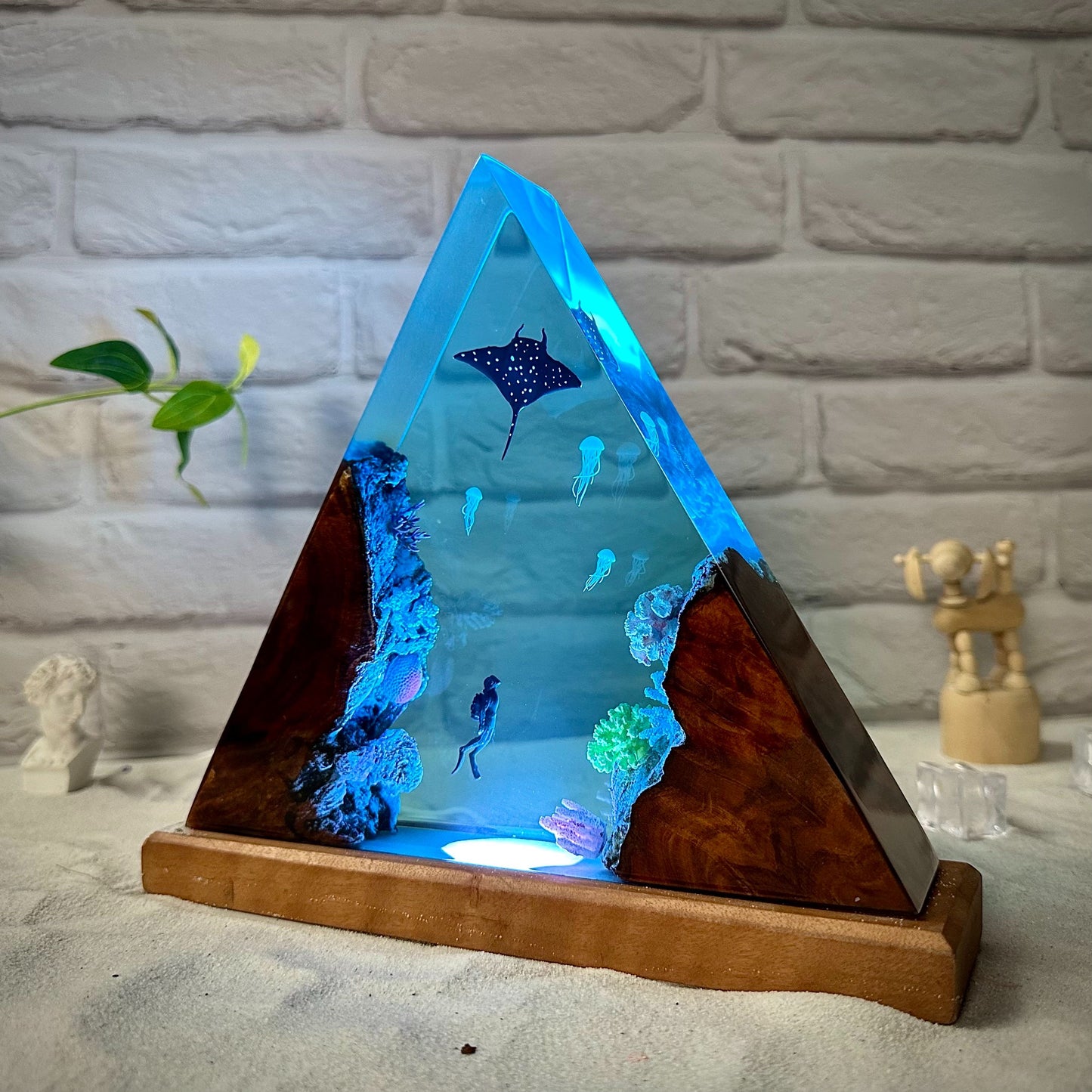 Stingray Night Light Resin Lamp