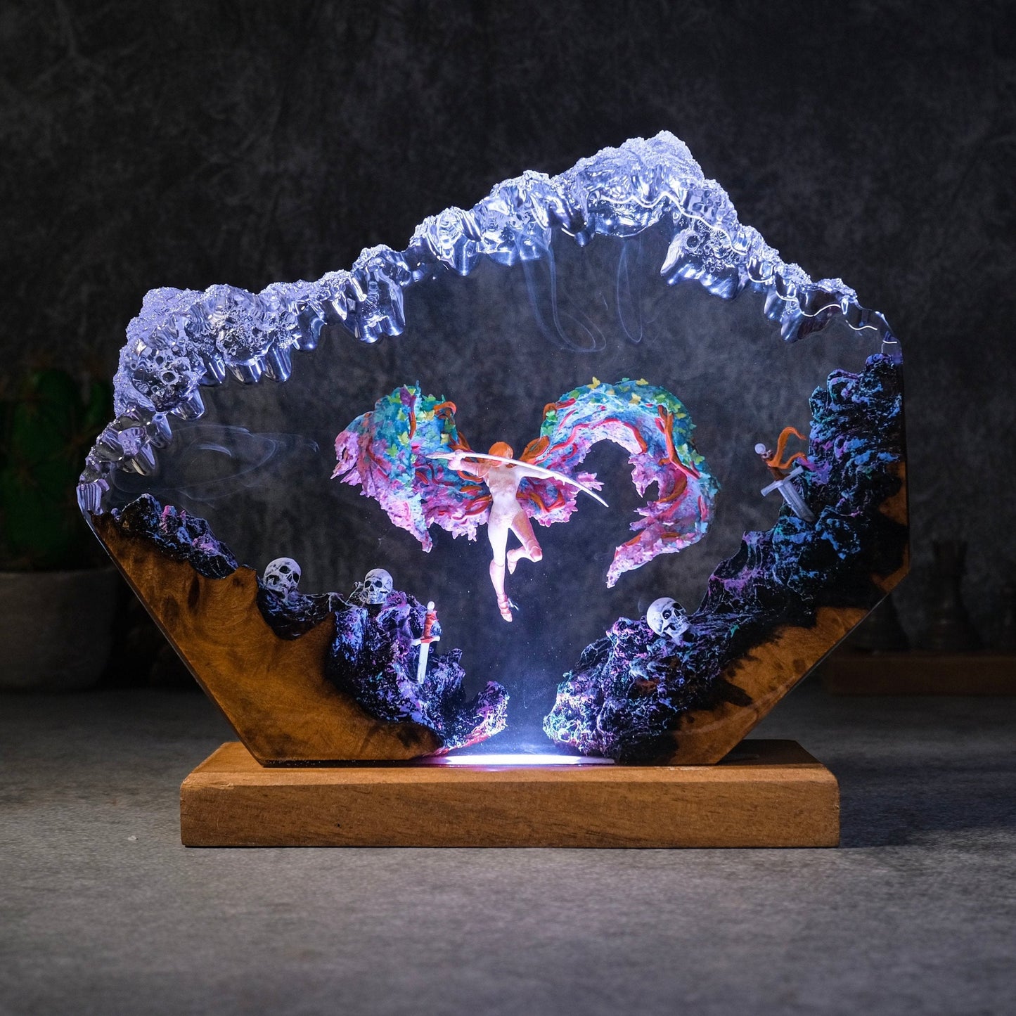 Malenia Fly in the War sky Resin lamp