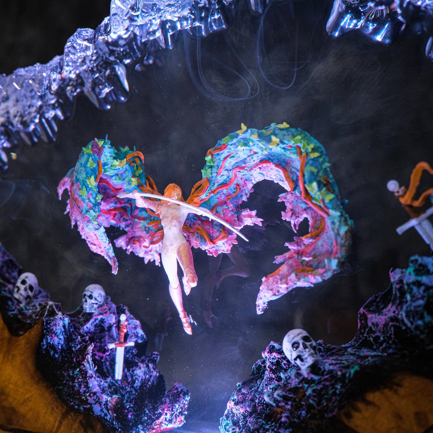 Malenia Fly in the War sky Resin lamp