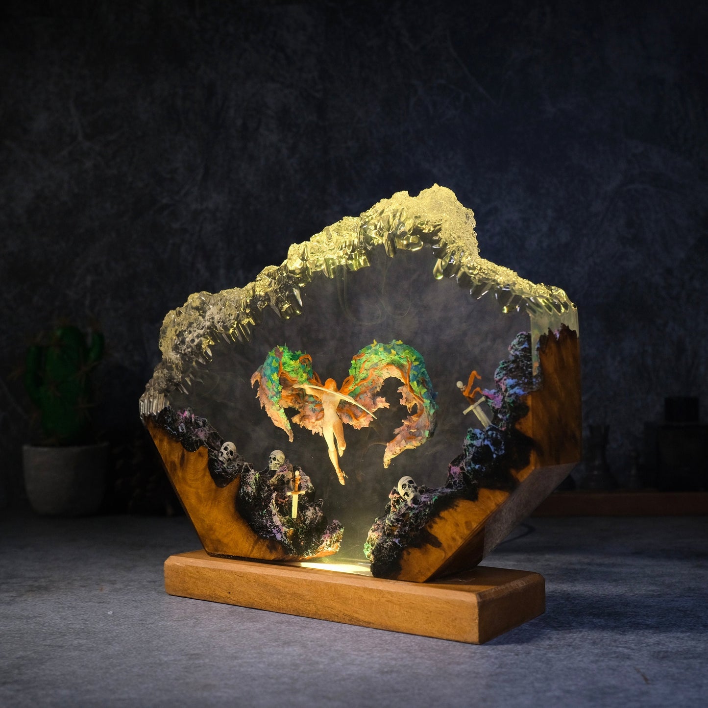 Malenia Fly in the War sky Resin lamp