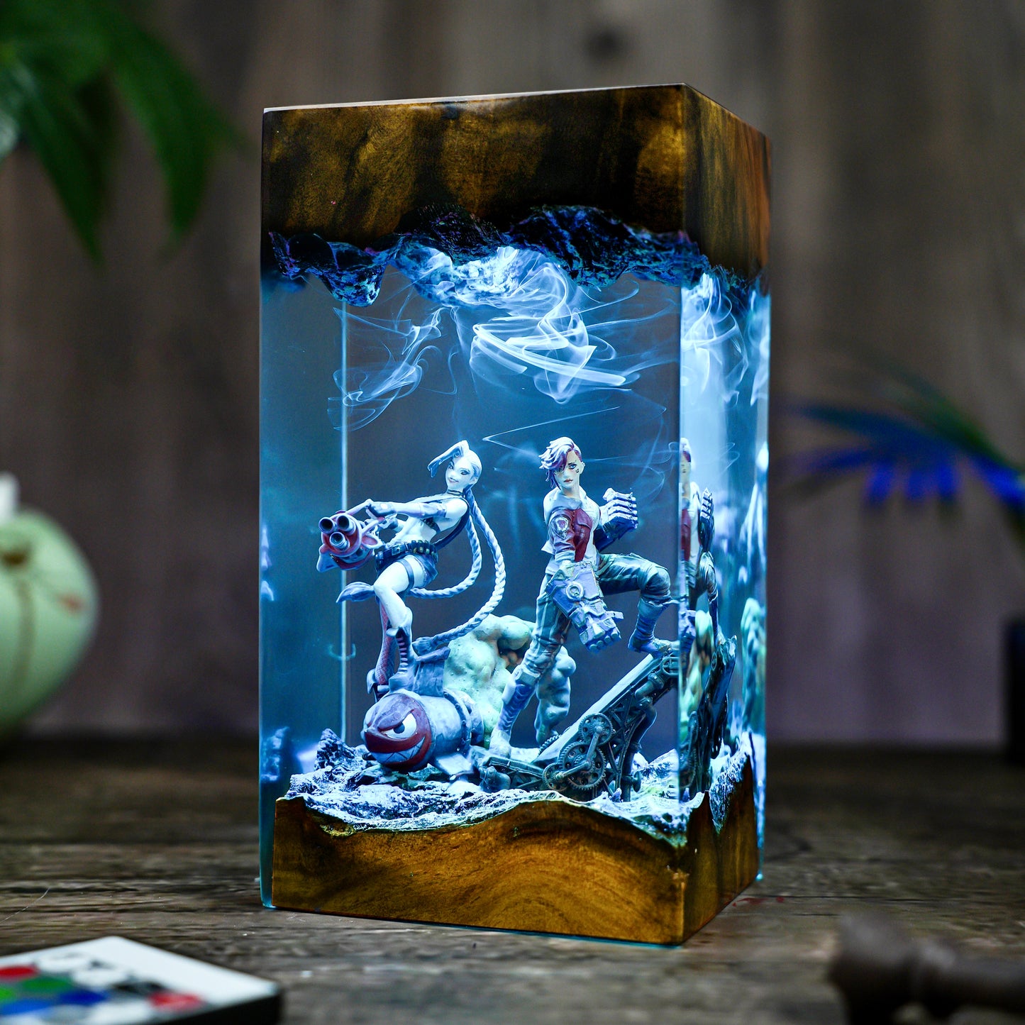 Jin X & Vi LOL Resin lamp