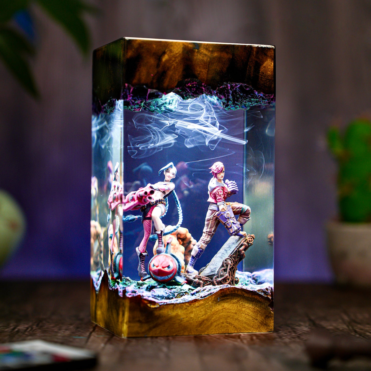 Jin X & Vi LOL Resin lamp