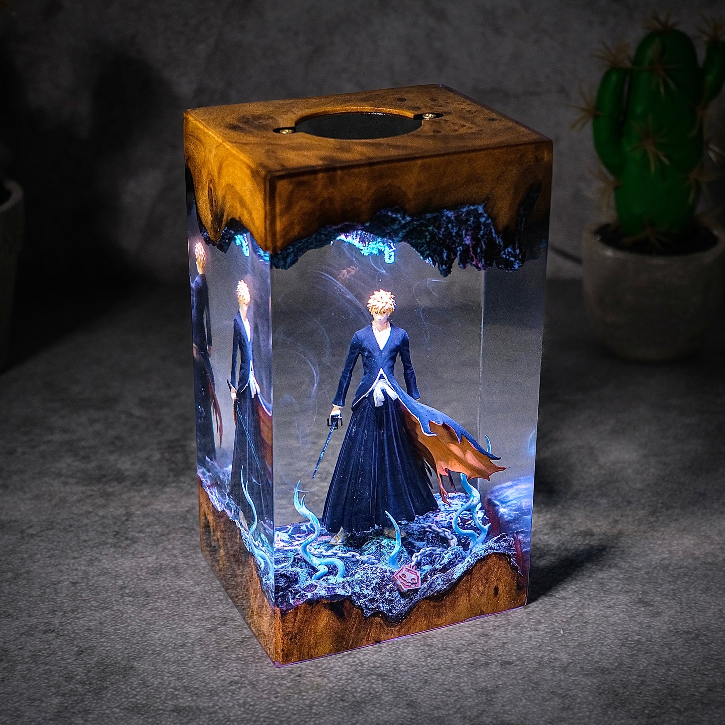 Ichigo Bleach Resin lamp