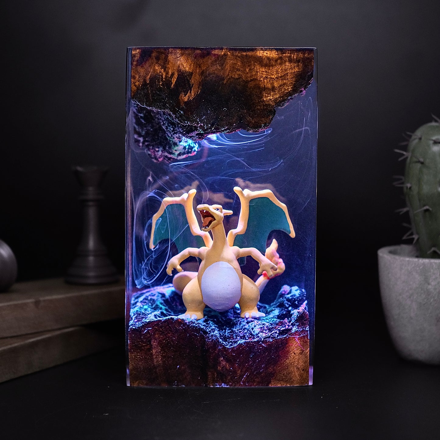 Charizard Pokemon Resin lamp