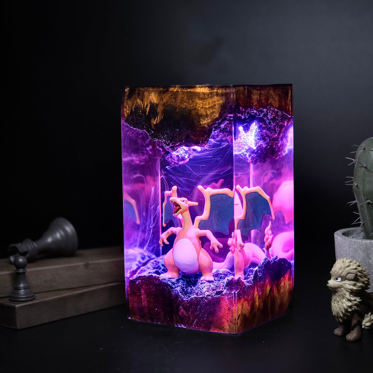 Charizard Pokemon Resin lamp